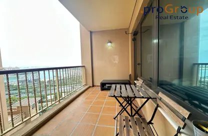 Apartment - 1 Bedroom - 2 Bathrooms for rent in East Porto Drive - Porto Arabia - The Pearl Island - Doha