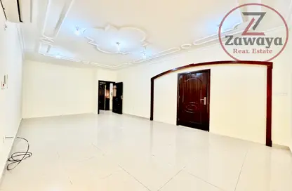 Villa - 7 Bedrooms - 6 Bathrooms for rent in Ain Khaled - Ain Khaled - Doha