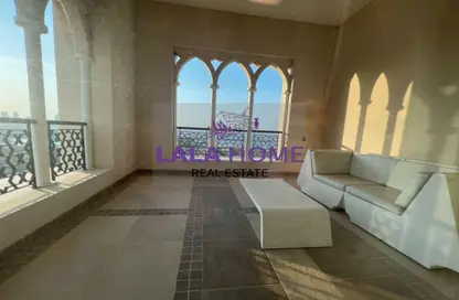 Penthouse - 2 Bedrooms - 3 Bathrooms for rent in Viva West - Viva Bahriyah - The Pearl Island - Doha