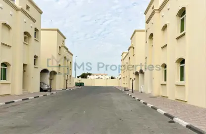 Villa - 3 Bedrooms - 4 Bathrooms for rent in Mesaimeer Road - Abu Hamour - Doha