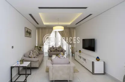 Villa - 5 Bedrooms - 6 Bathrooms for rent in Les Roses 3 - Les Roses Compound - Doha