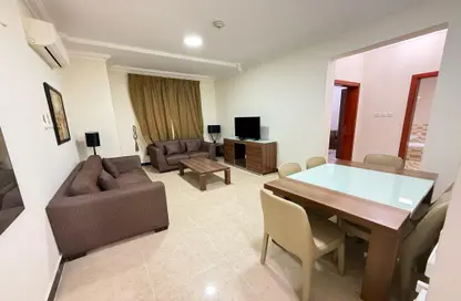 Apartment - 1 Bedroom - 1 Bathroom for rent in Umm Ghuwailina 4 - Umm Ghuwailina - Doha