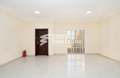 صورة لـ غرفة فارغة وحدات مُجمعة للبيع - استوديو للبيع في شارع نجمه - نجمة - الدوحة ، صورة رقم 1