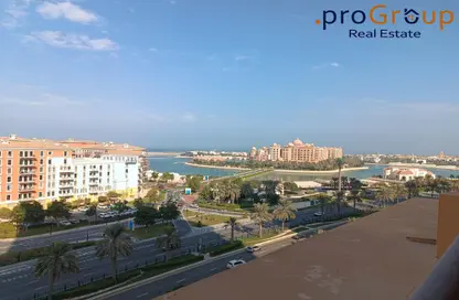 Apartment - 1 Bathroom for rent in East Porto Drive - Porto Arabia - The Pearl Island - Doha