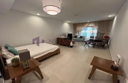 Apartment - 1 Bathroom for rent in Al Mutahidah Tower - Viva Bahriyah - The Pearl Island - Doha