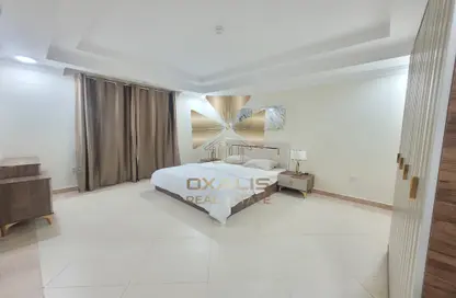 Apartment - 2 Bedrooms - 3 Bathrooms for rent in Al Sadd Road - Al Sadd - Doha