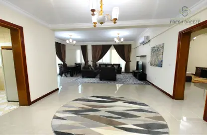 Apartment - 2 Bedrooms - 2 Bathrooms for rent in Al Aqaria Tower - Old Salata - Salata - Doha