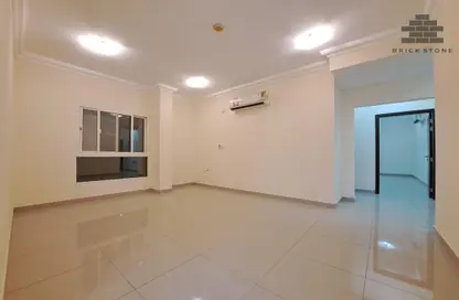 Apartment - 2 Bedrooms - 3 Bathrooms for rent in Al Mansoura - Al Mansoura - Doha