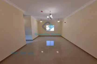 Apartment - 3 Bedrooms - 3 Bathrooms for rent in Al Mansoura - Al Mansoura - Doha